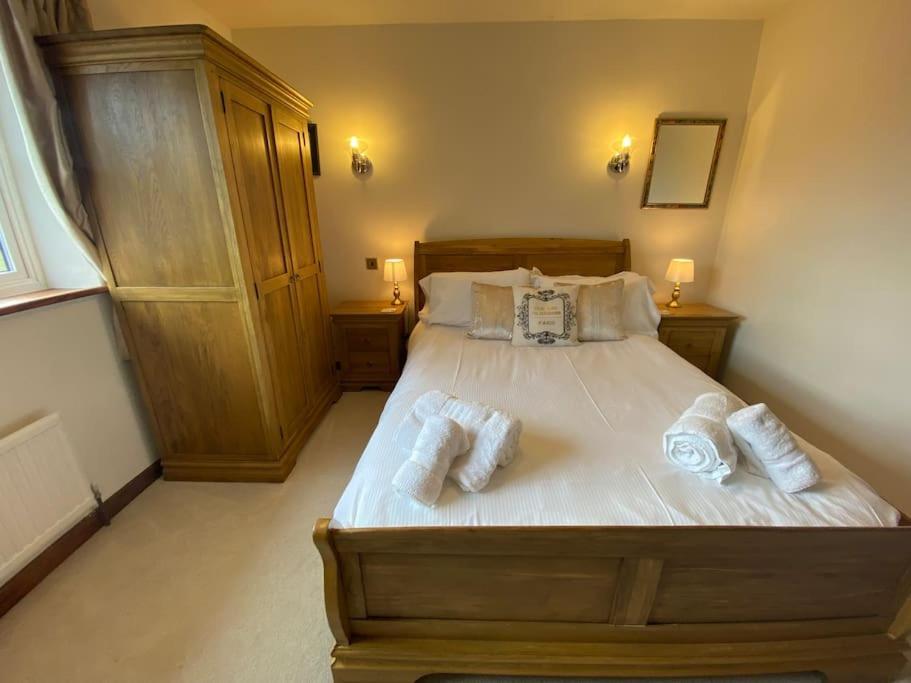 Eco-Friendly Dorset Cottage With Spa Set In Heart Of Countryside Sydling St Nicholas Zewnętrze zdjęcie