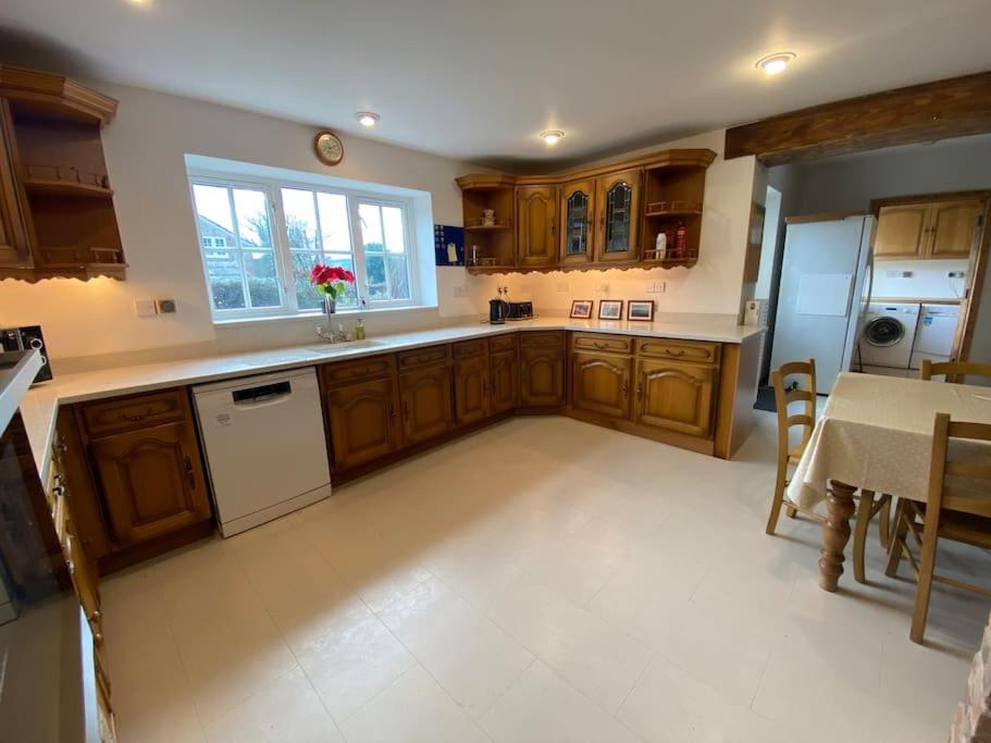 Eco-Friendly Dorset Cottage With Spa Set In Heart Of Countryside Sydling St Nicholas Zewnętrze zdjęcie